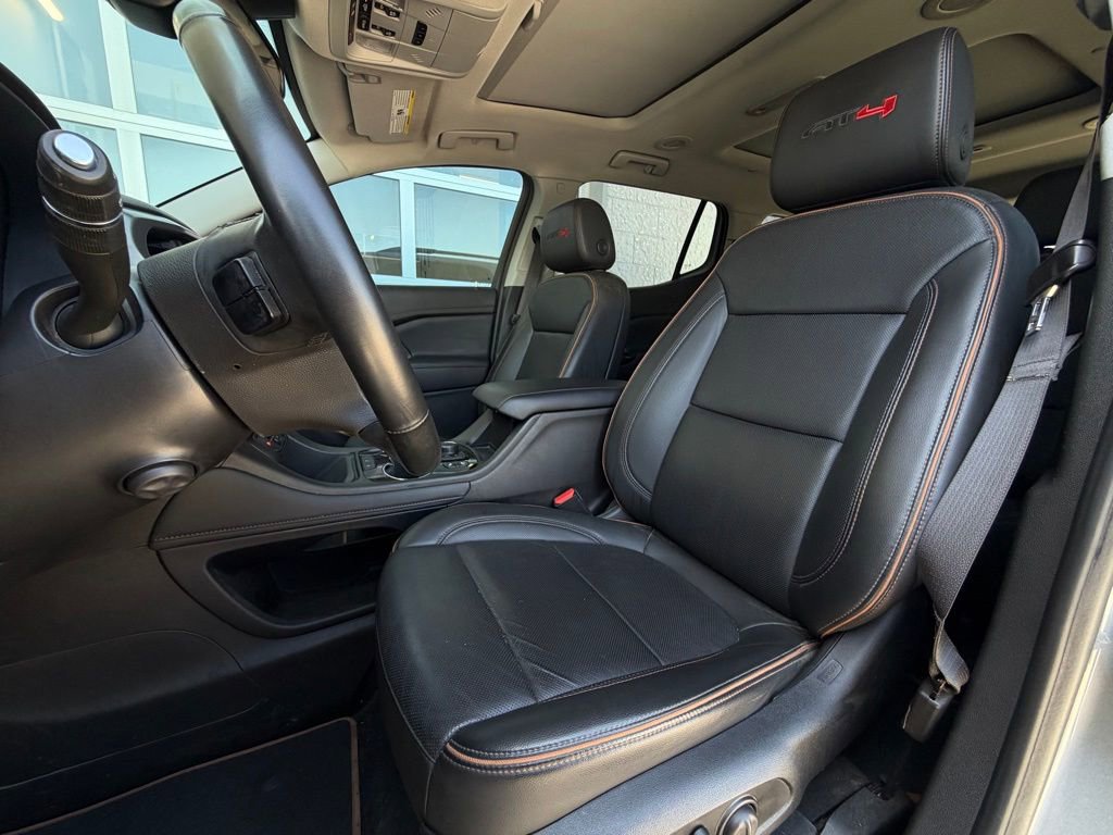 Used 2023 GMC Acadia AT4 w/ Technology Package image 6