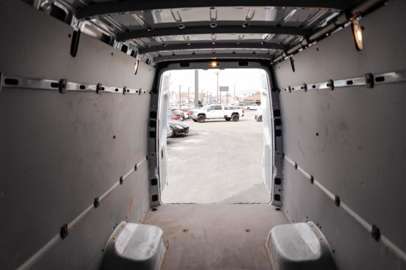 Used 2024 Mercedes-Benz Sprinter 3500 image 11