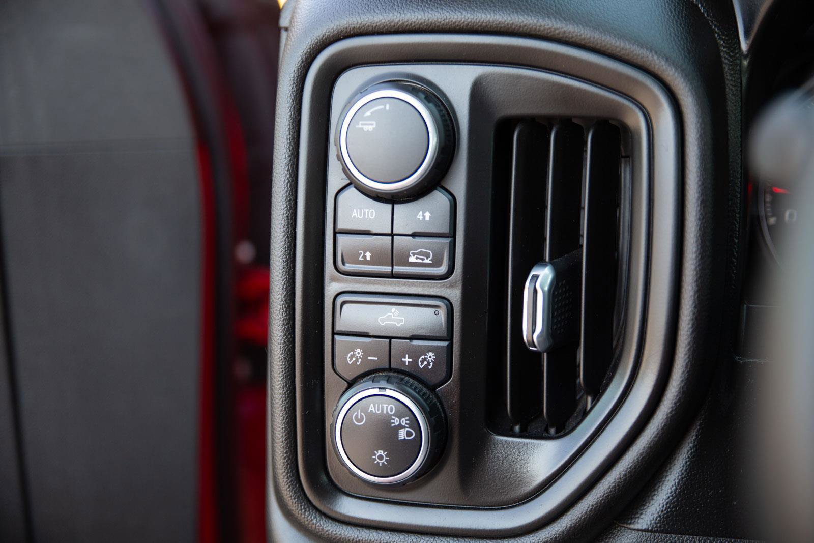 Used 2021 Chevrolet Silverado 1500 W/T image 16