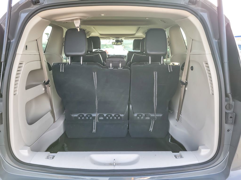 Used 2023 Chrysler Pacifica Limited image 19