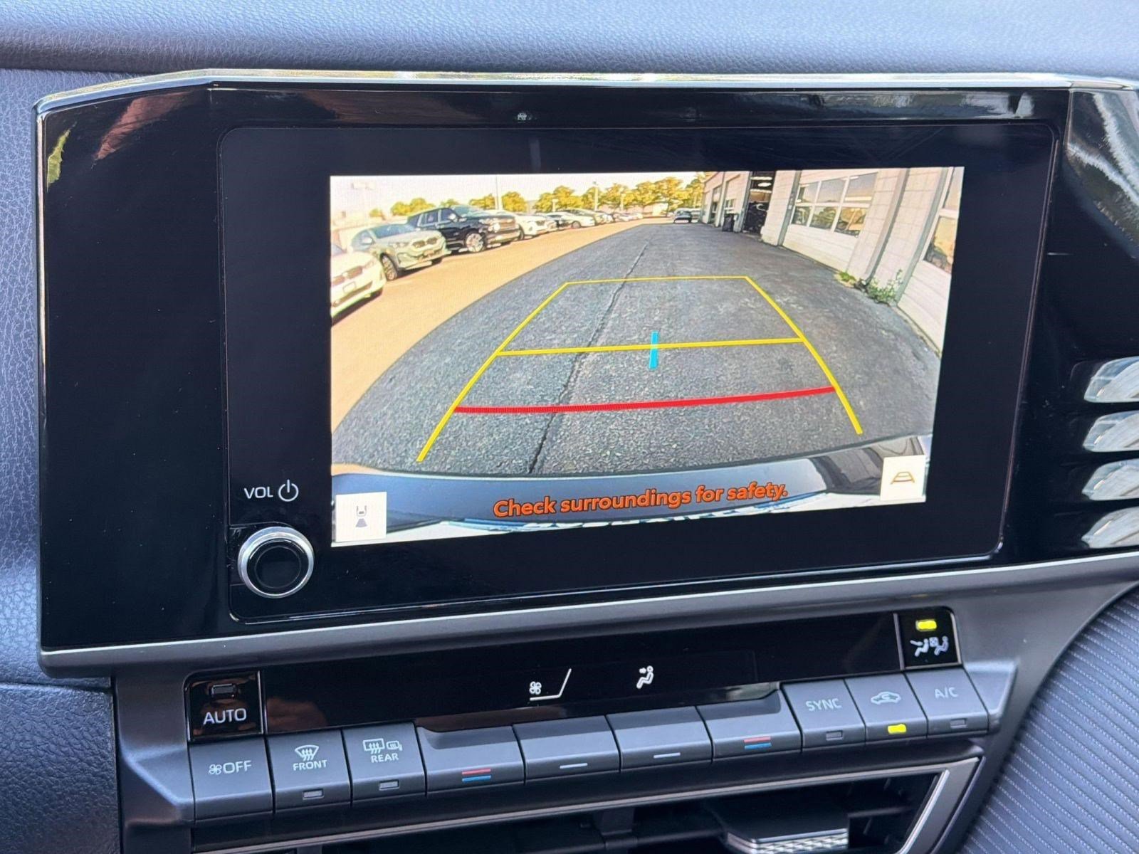 Used 2025 Toyota Camry SE FWD image 22