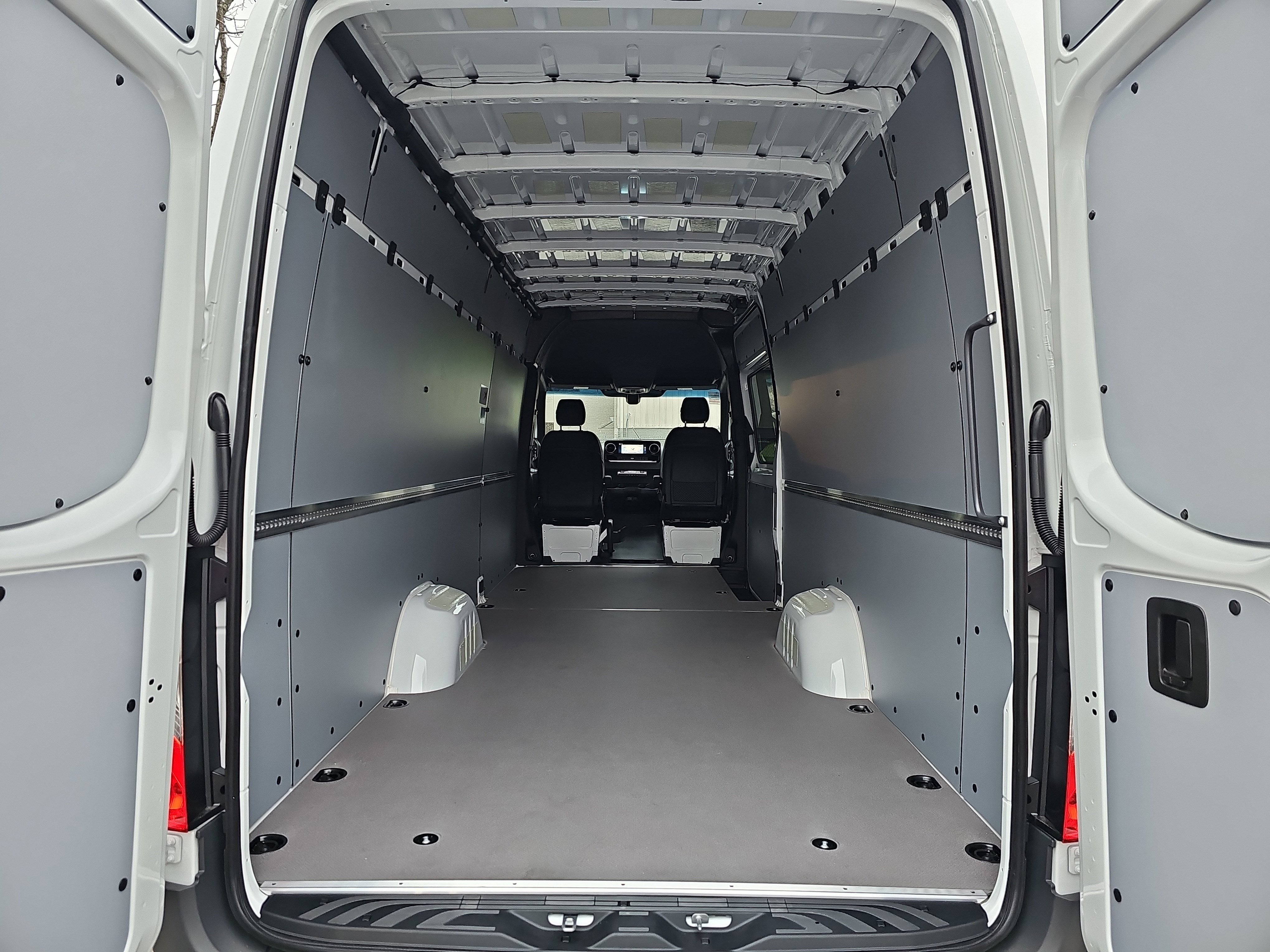 New 2026 Mercedes-Benz Sprinter 2500 image 14