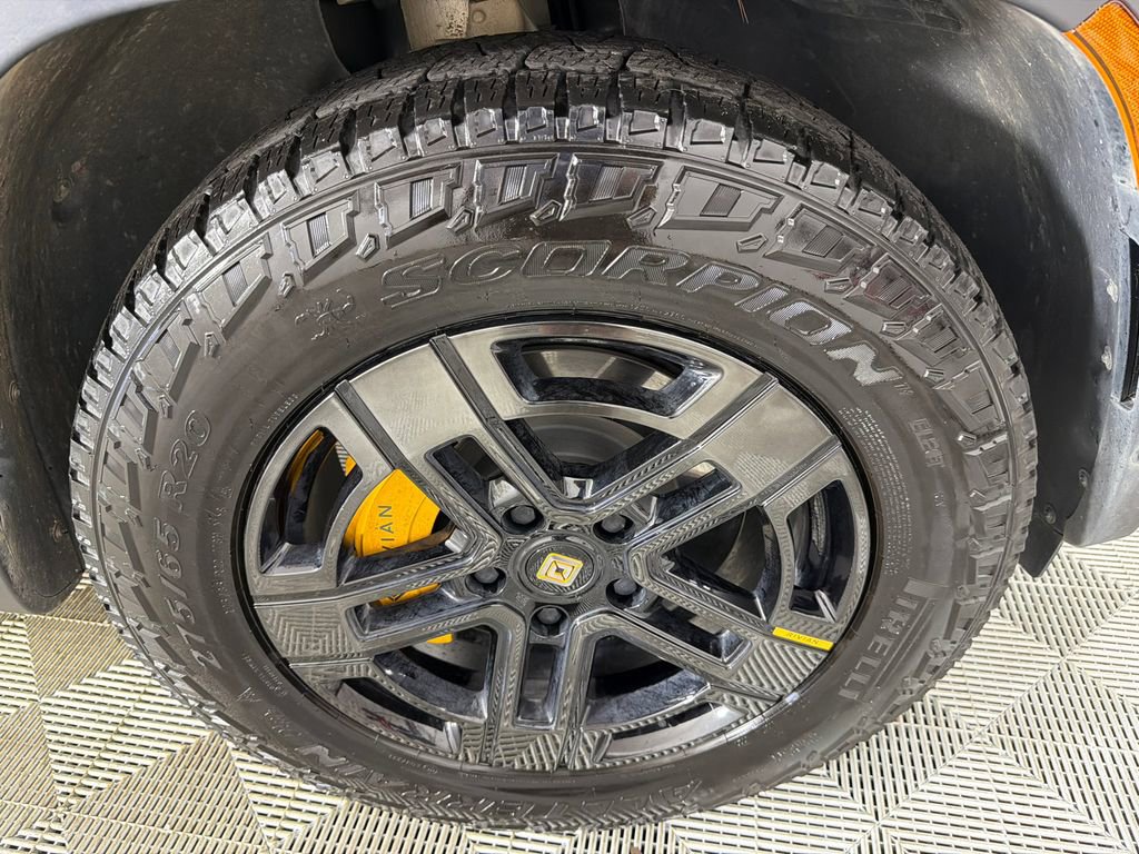 Used 2023 Rivian R1S Adventure image 14