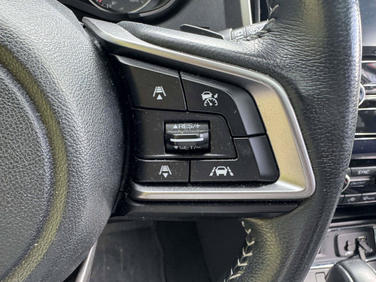Used 2019 Subaru Ascent Premium AWD/4WD image 23