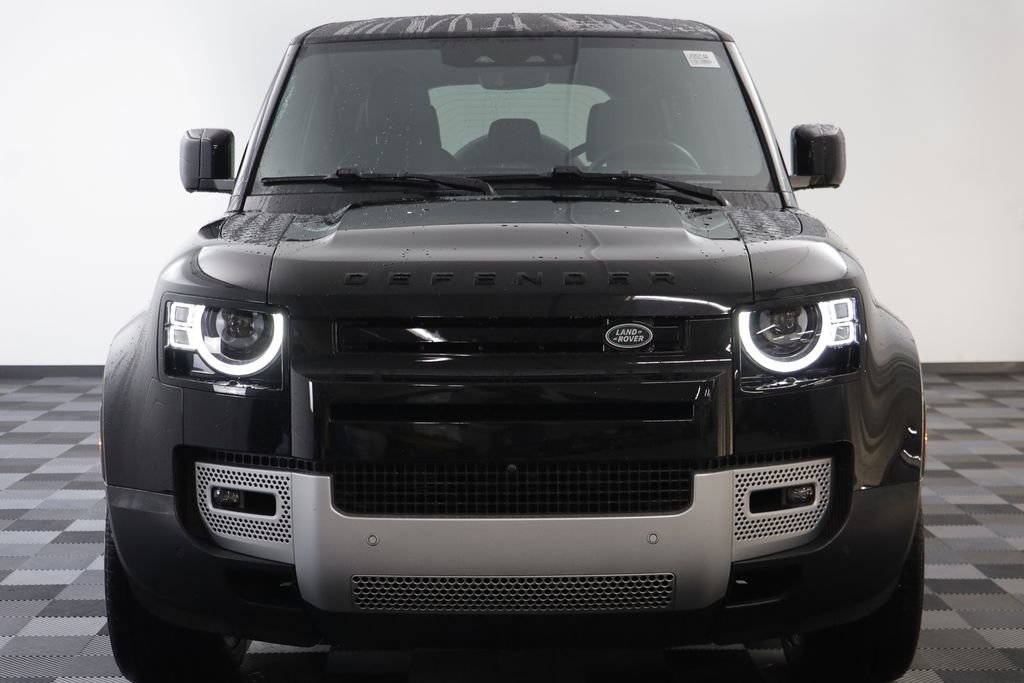 Used 2024 Land Rover Defender 110 SE image 23