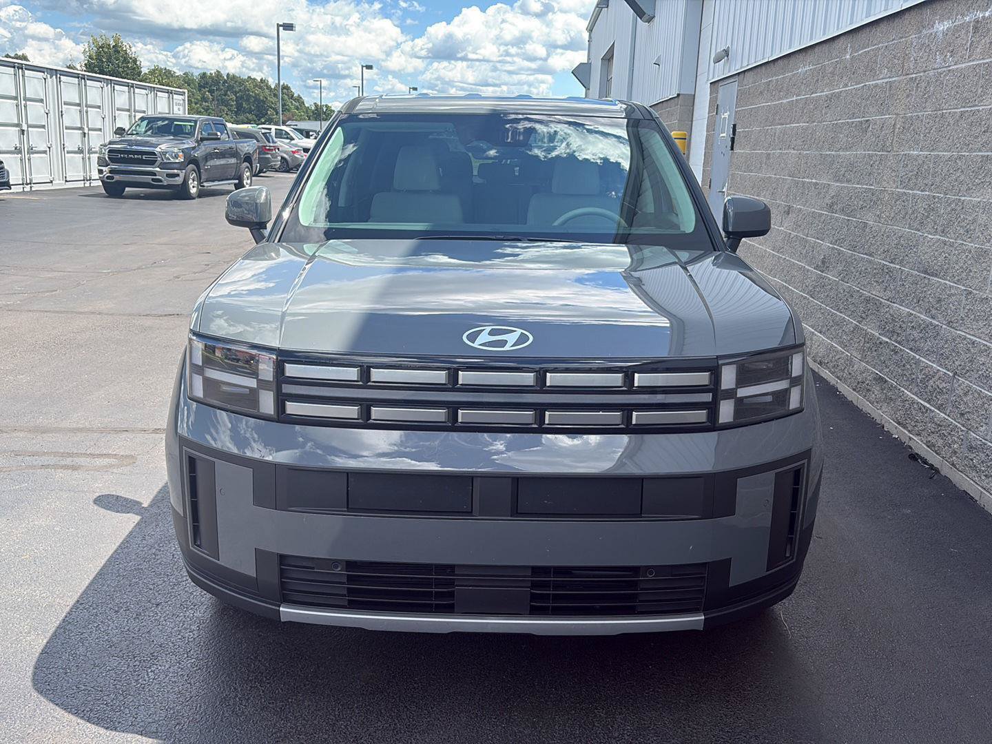 Used 2025 Hyundai Santa Fe SE AWD/4WD image 44