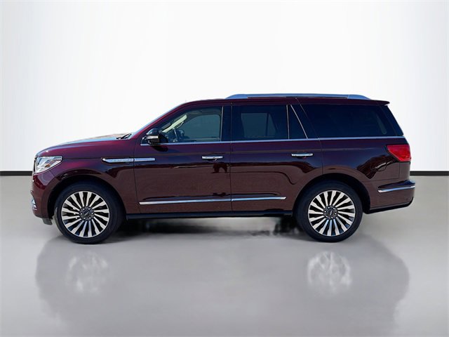 Used 2019 Lincoln Navigator Reserve image 2