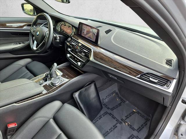 Used 2019 BMW 530e w/ Convenience Package RWD image 23