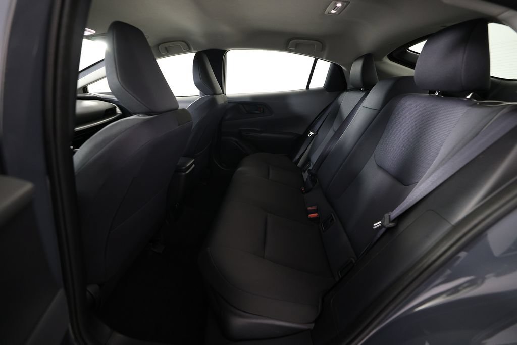 Used 2025 Toyota Prius LE FWD image 13