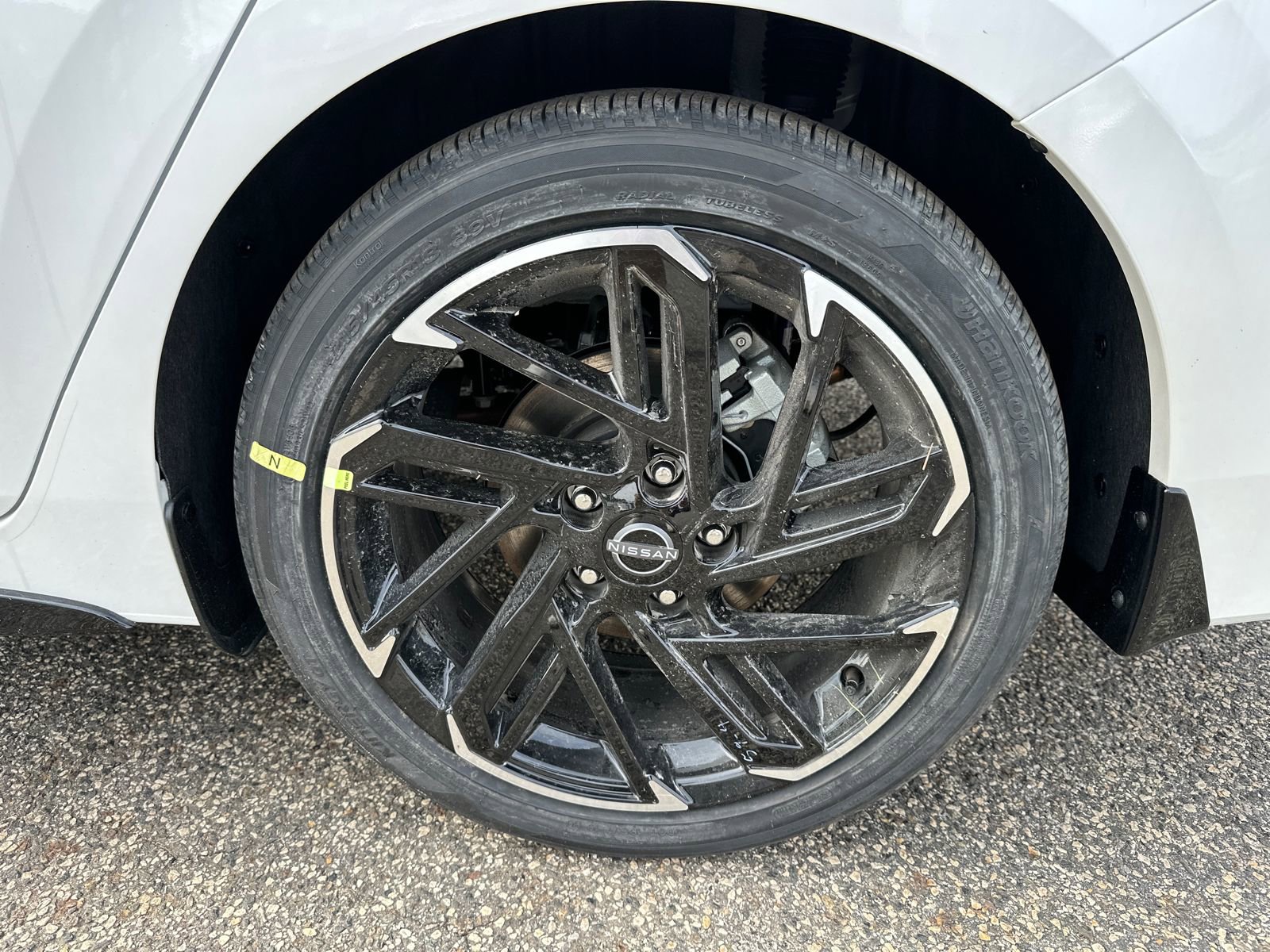 New 2026 Nissan Sentra SR w/ SR Premium Package image 18