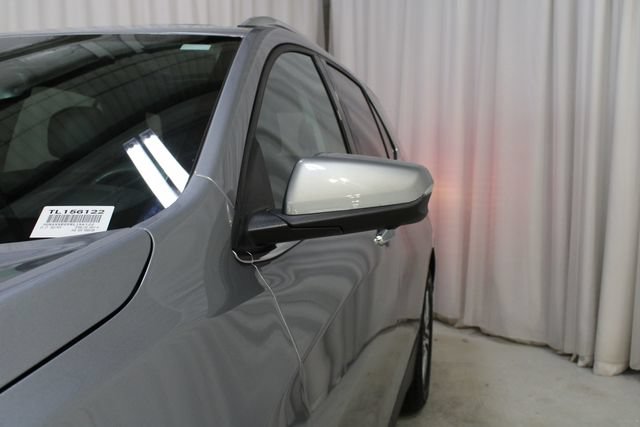 Used 2024 Chevrolet Equinox Premier AWD/4WD image 36