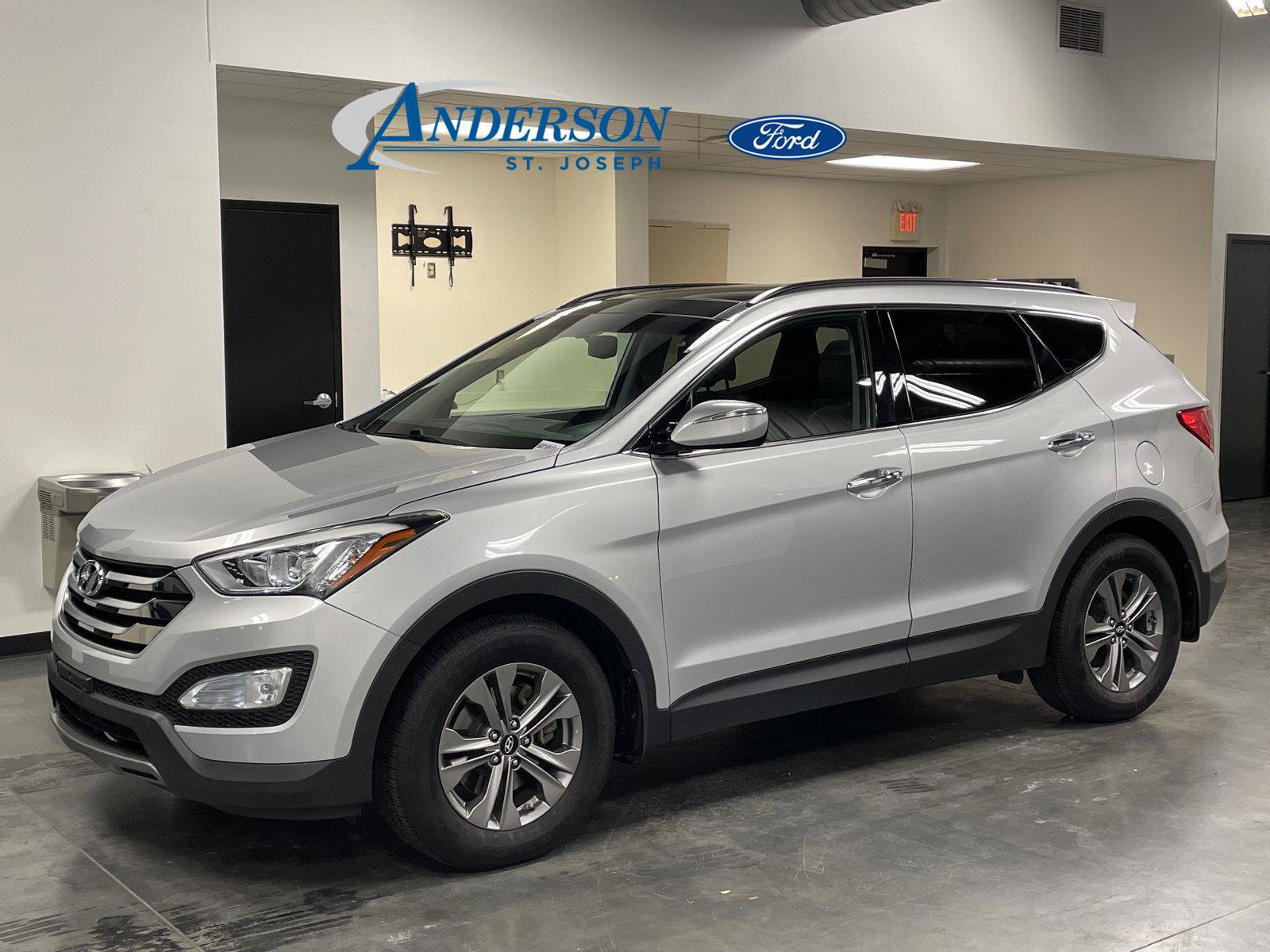 Used 2015 Hyundai Santa Fe Sport w/ Option Group 04