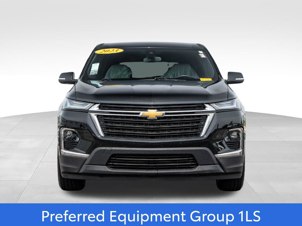 Used 2023 Chevrolet Traverse LS w/ Safety Package AWD/4WD image 2