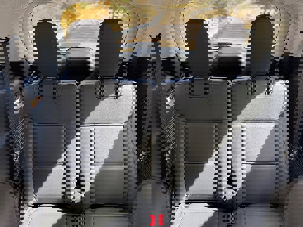 New 2026 Ford Explorer Active w/ Active Comfort Package image 24