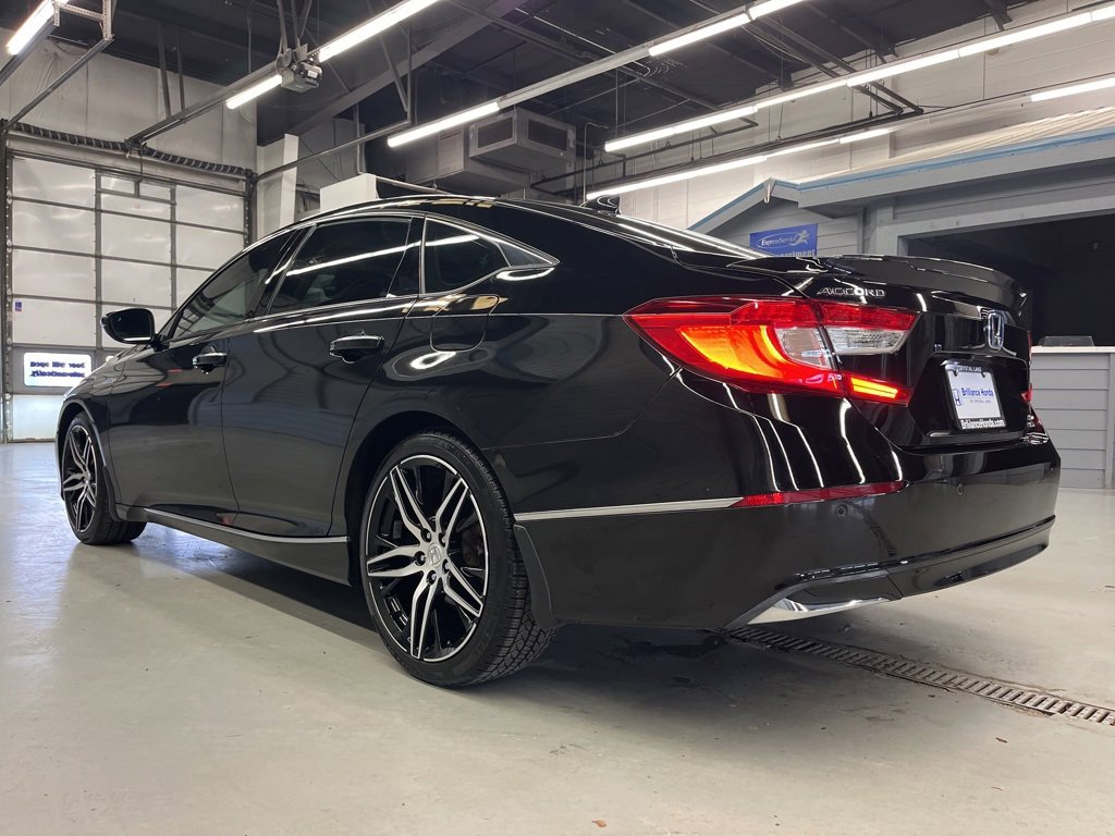 Used 2021 Honda Accord Touring image 5