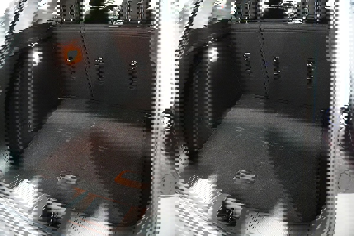 Used 2026 Chevrolet Trax LS w/ Driver Confidence Package image 19