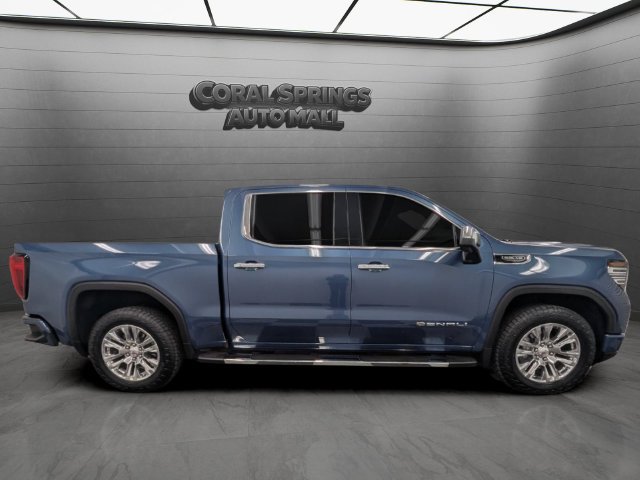 Used 2025 GMC Sierra 1500 Denali w/ Technology Package AWD/4WD image 7