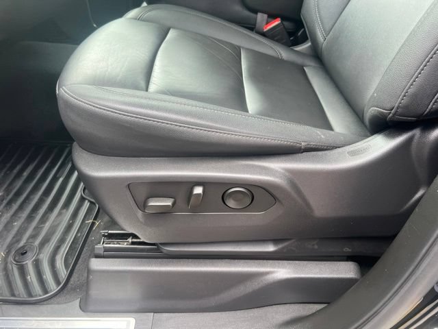 Used 2025 Chevrolet Silverado 2500 LT w/ Trail Boss Package AWD/4WD image 19