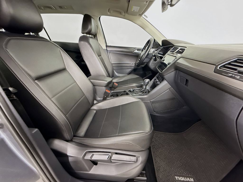 Used 2019 Volkswagen Tiguan SEL image 33