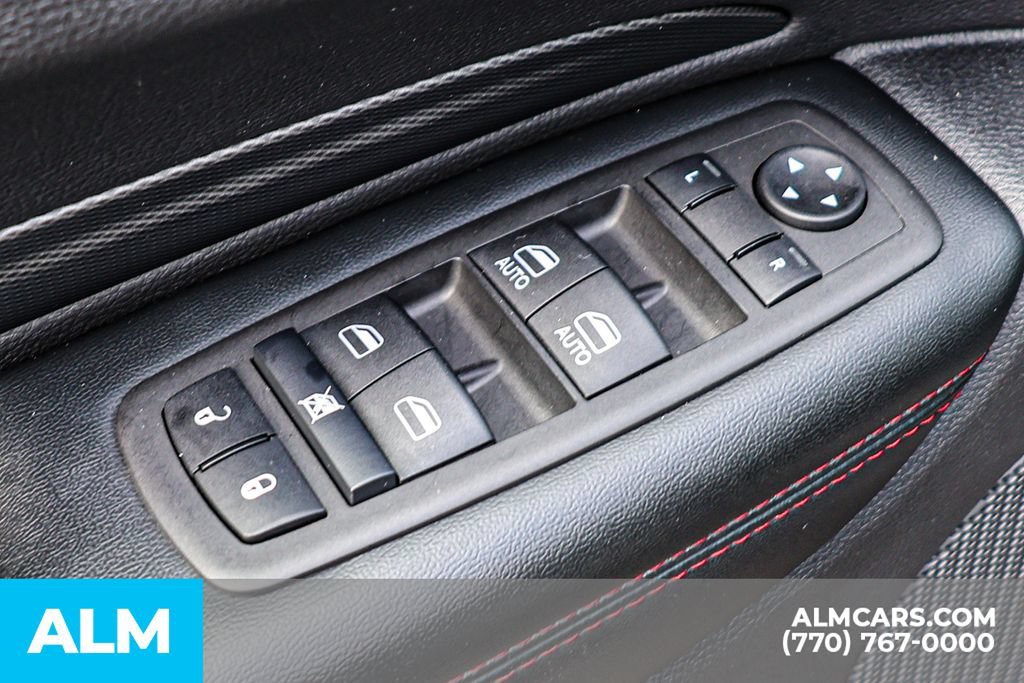 Used 2025 Dodge Durango GT AWD/4WD image 47