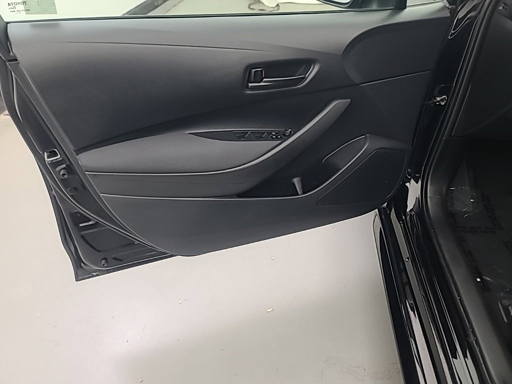 Used 2024 Toyota Corolla LE FWD image 25