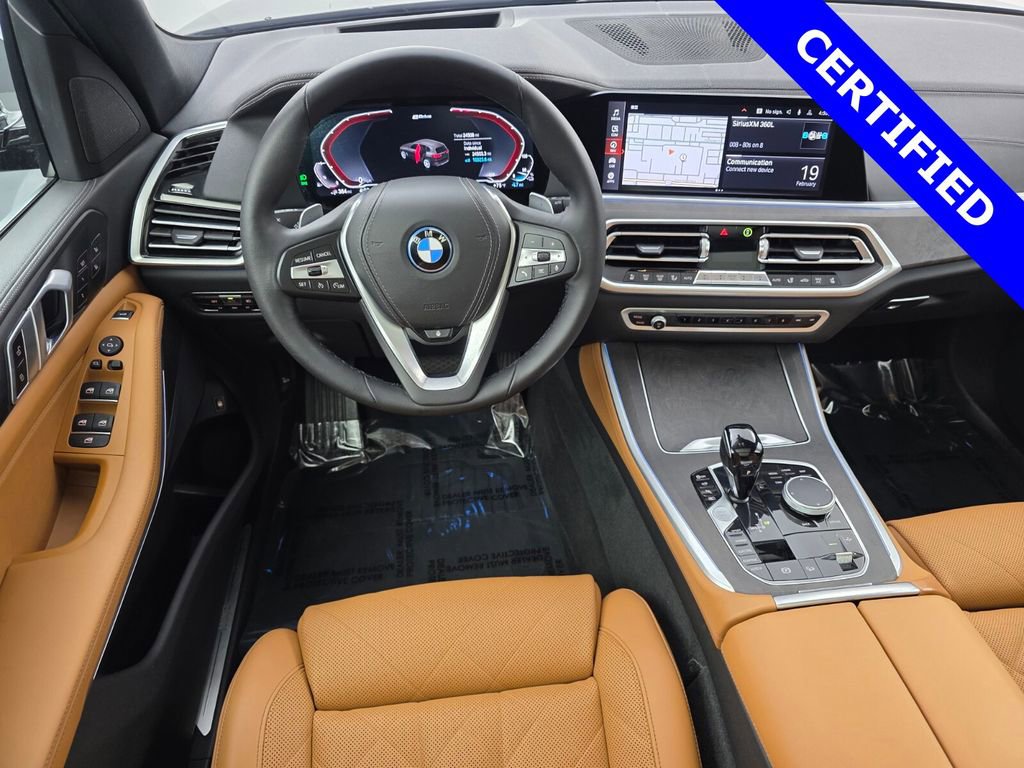 Certified 2023 BMW X5 xDrive45e w/ Luxury Seating Package image 13