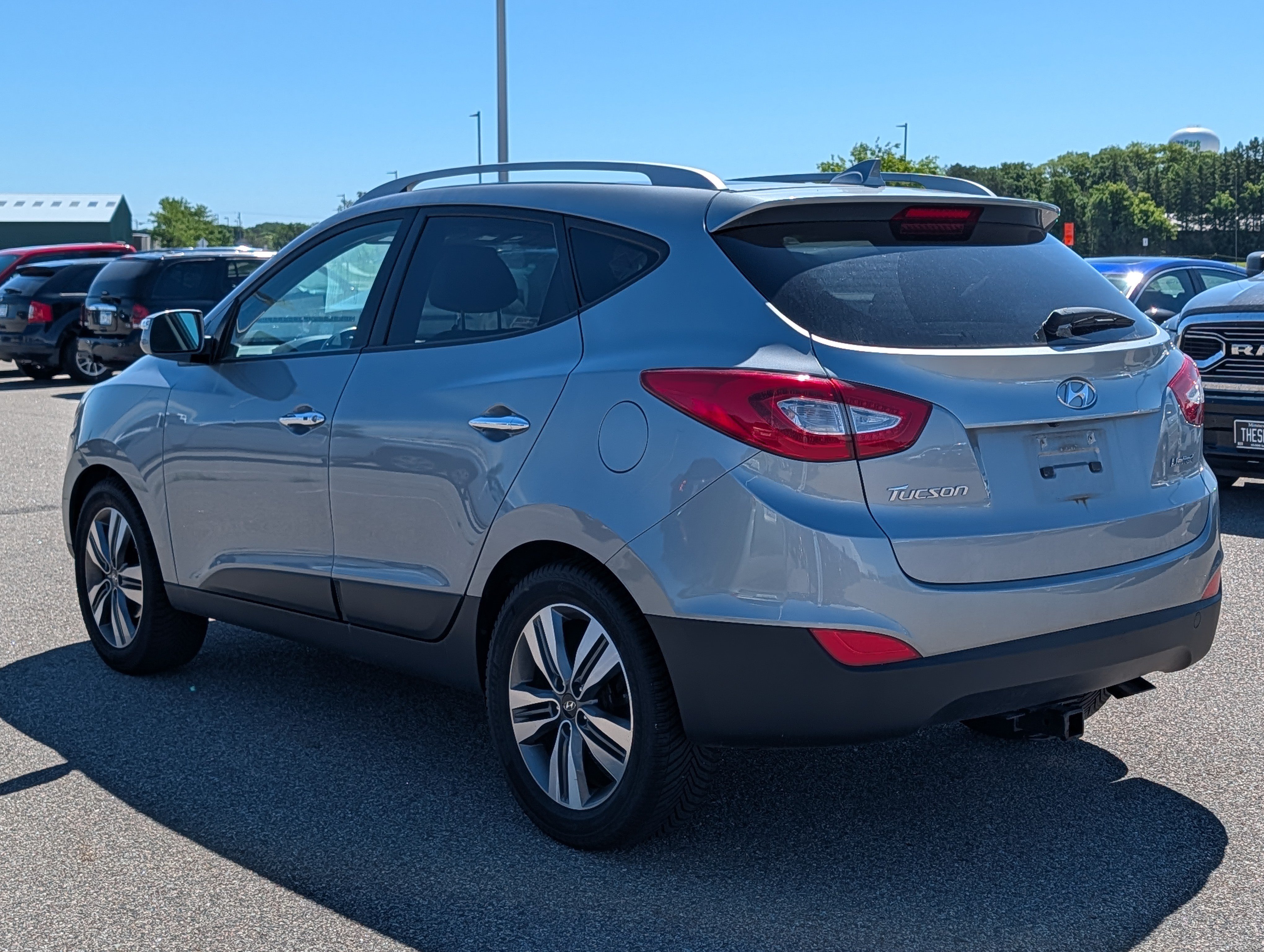 Used 2015 Hyundai Tucson Limited w/ Option Group 03 FWD image 3