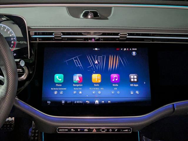 New 2026 Mercedes-Benz E 53 AMG e 4MATIC Sedan image 15