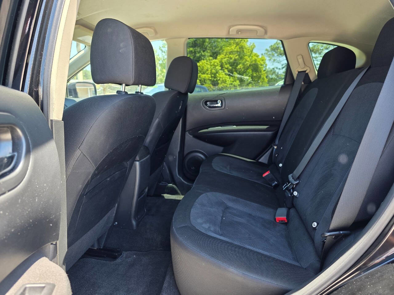 Used 2013 Nissan Rogue S w/ Special Edition Pkg FWD image 9