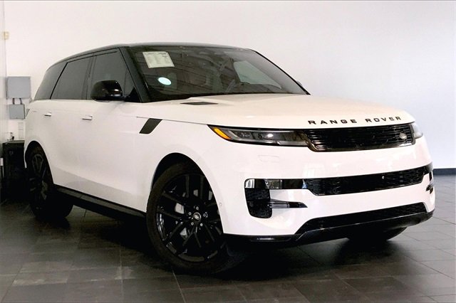 Used 2023 Land Rover Range Rover Sport SE image 2
