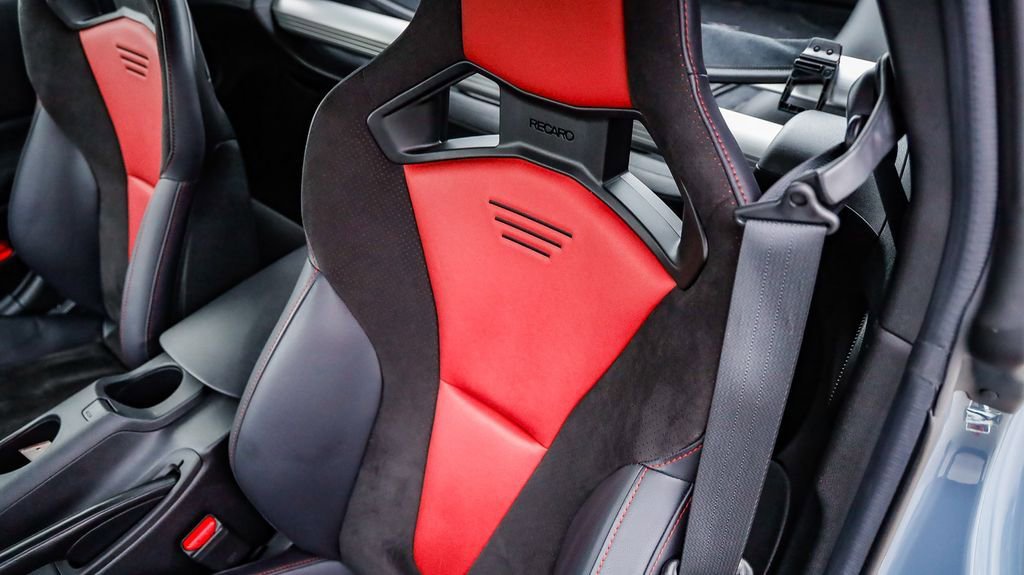 Used 2024 Nissan Z NISMO w/ Floor Mat Package RWD image 26