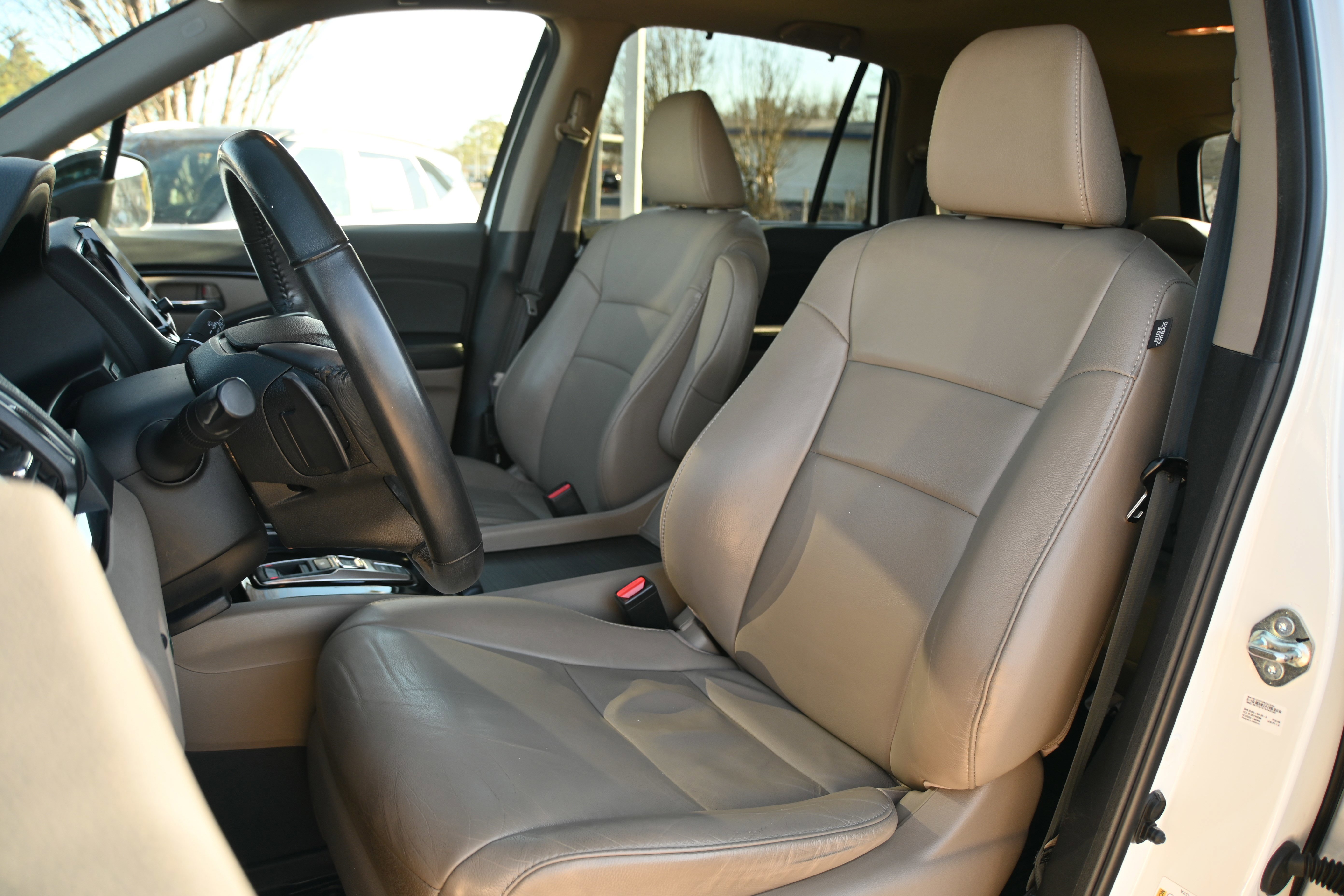 Used 2020 Honda Pilot Touring image 48