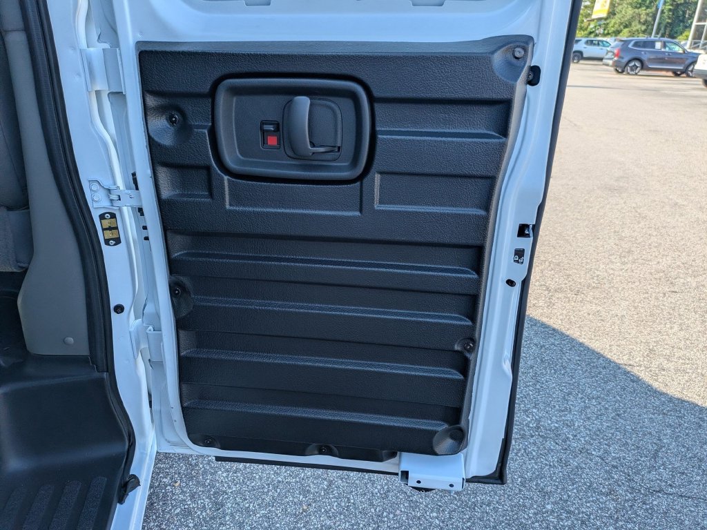 New 2026 Chevrolet Express 2500 RWD image 20