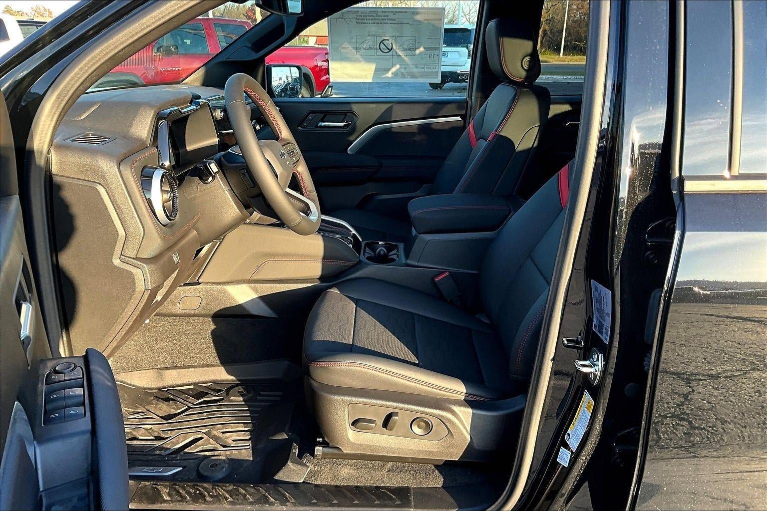 New 2026 Chevrolet Colorado Z71 w/ Technology Package AWD/4WD image 9