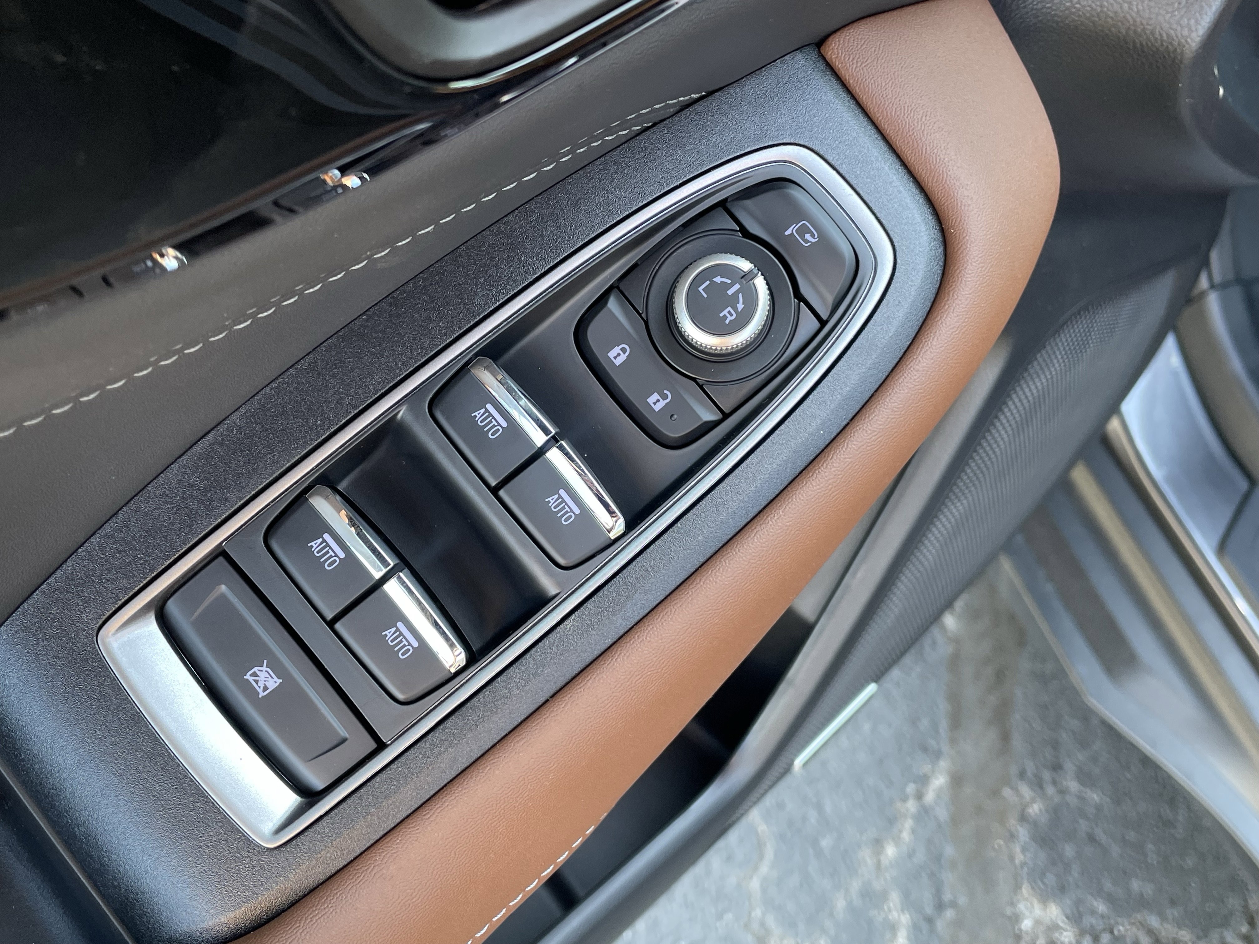 New 2025 Subaru Outback Touring XT image 14