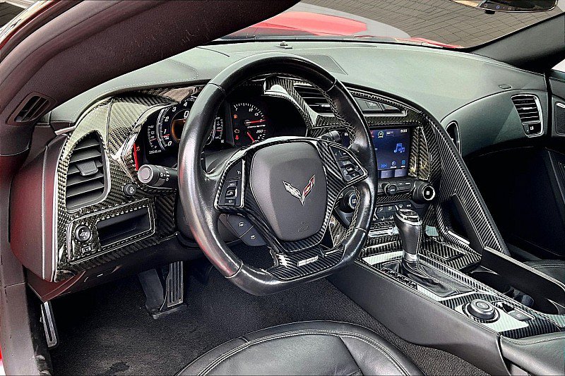 Used 2019 Chevrolet Corvette Grand Sport RWD image 11