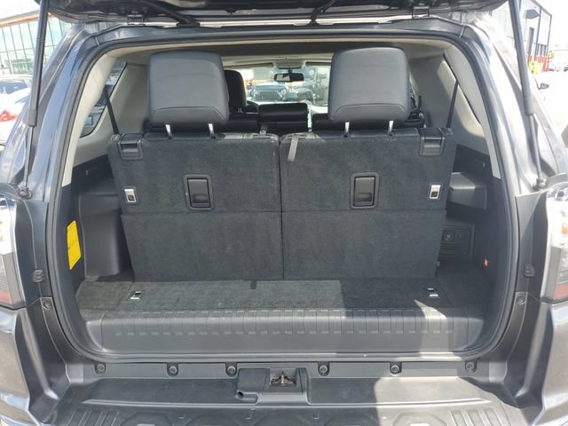 Used 2017 Toyota 4Runner Limited AWD/4WD image 8