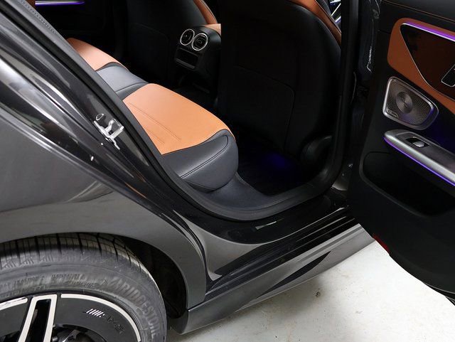 Certified 2026 Mercedes-Benz C 300 4MATIC Sedan image 32