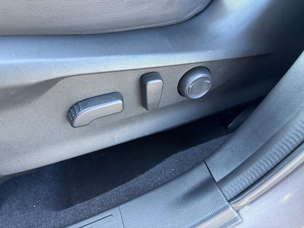 Used 2023 Subaru Forester Touring image 21