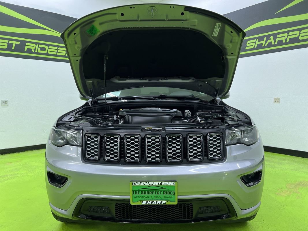 Used 2020 Jeep Grand Cherokee Altitude AWD/4WD image 4