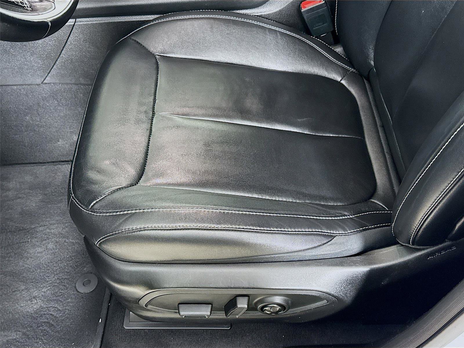 Used 2022 Jeep Grand Cherokee L Limited image 18