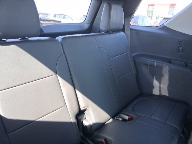 Used 2021 Chevrolet Traverse RS image 10