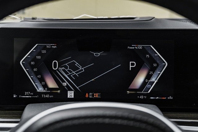 Used 2024 BMW X5 xDrive40i w/ Executive Package image 13