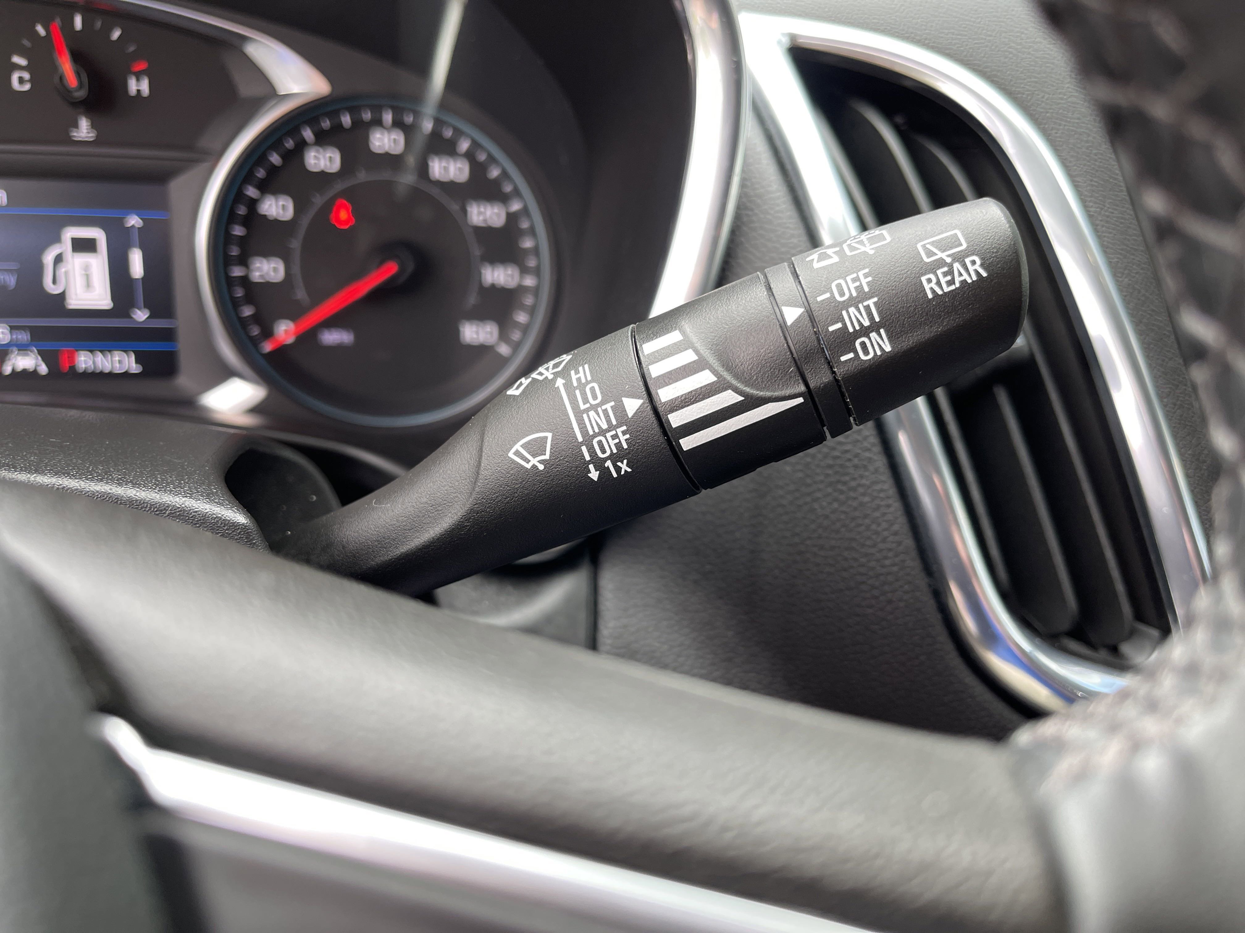 Used 2023 Chevrolet Equinox LT image 21