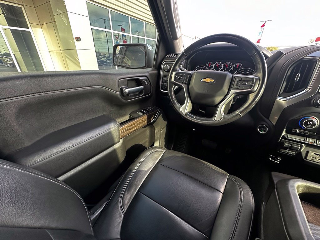 Used 2020 Chevrolet Silverado 1500 LT w/ Texas Edition RWD image 17