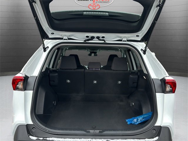 Certified 2025 Toyota RAV4 LE image 26