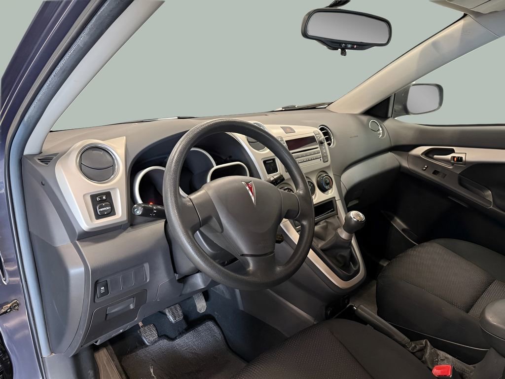 Used 2009 Pontiac Vibe w/ Preferred Package image 17