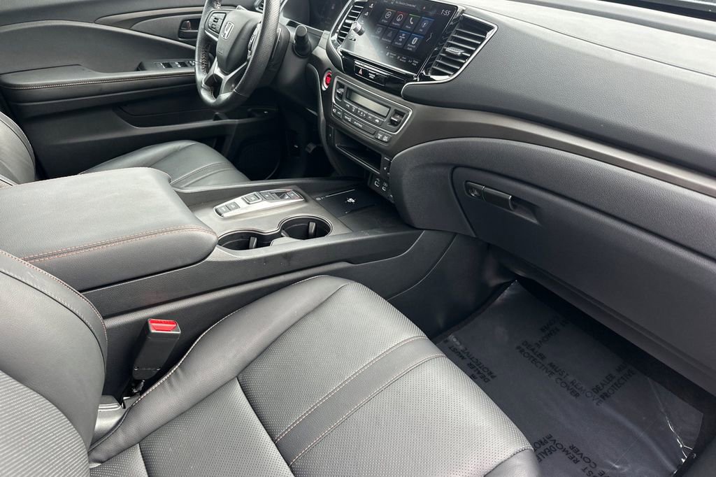 Used 2025 Honda Ridgeline TrailSport image 15