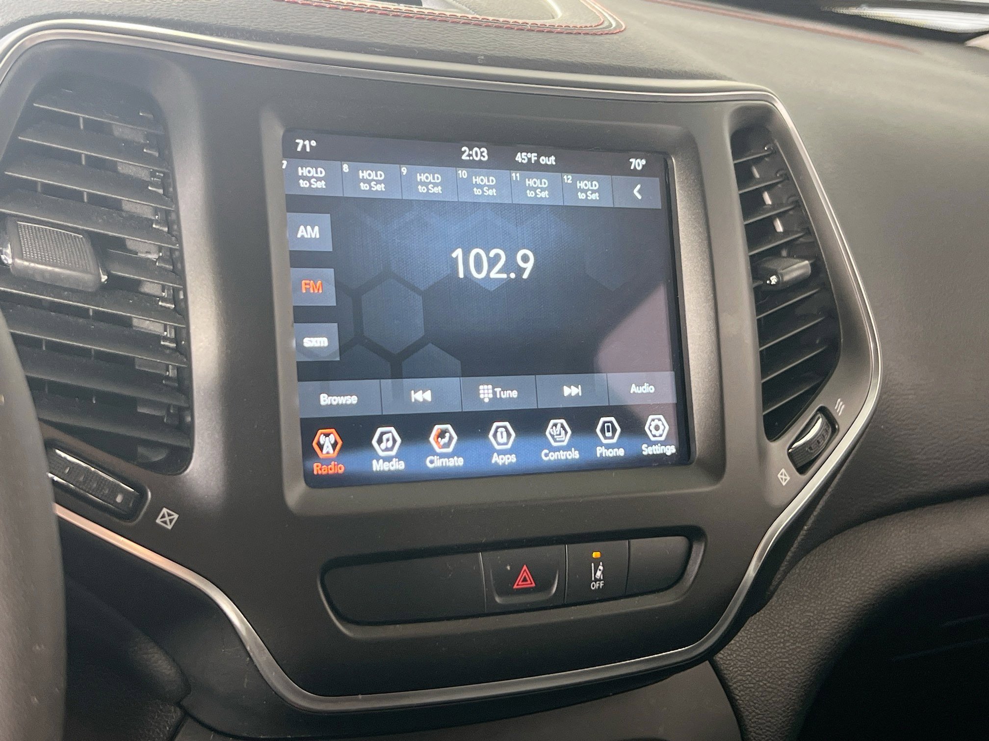 Used 2022 Jeep Cherokee Trailhawk w/ Premium Leather Package image 13