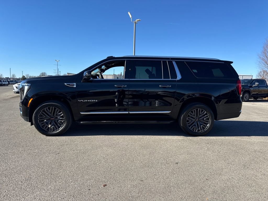 New 2026 GMC Yukon XL Elevation w/ LPO, Floor Liner Package video 3